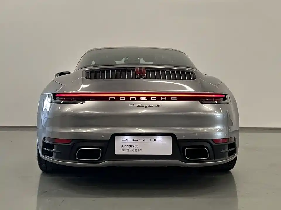 Porsche 911 2023 — фото 5