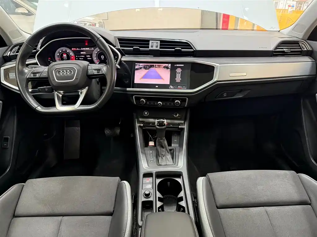 Audi Q3 2022 — фото 20