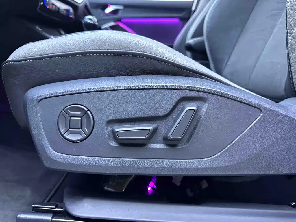 Audi Q3 2023 — фото 16