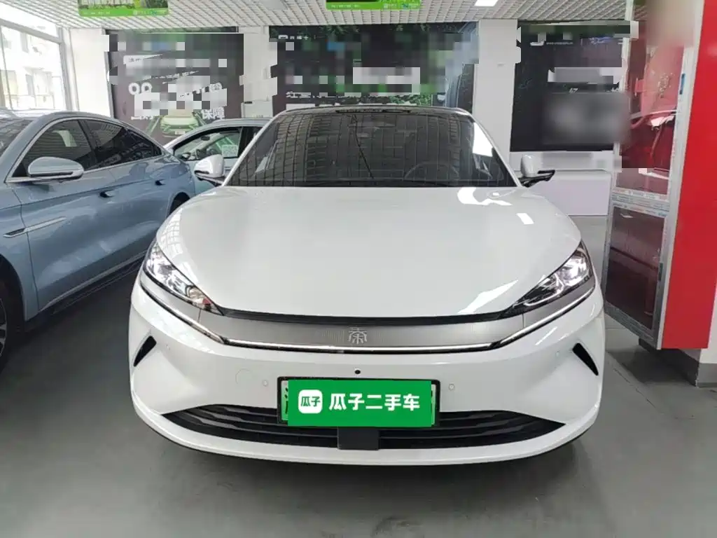 BYD Qin L 2026 — фото 3