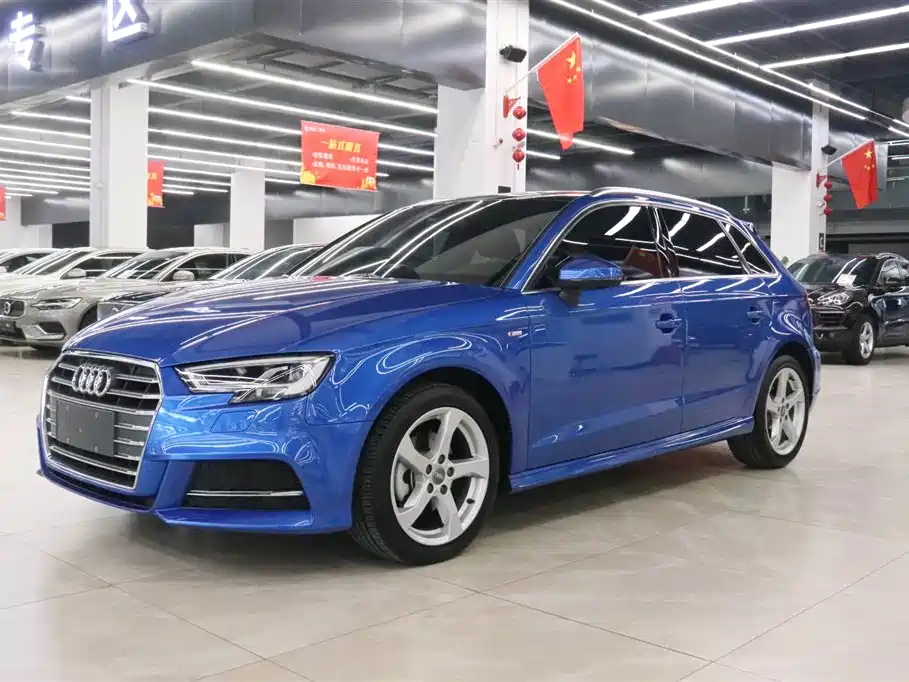 Audi A3 2020 — фото 1