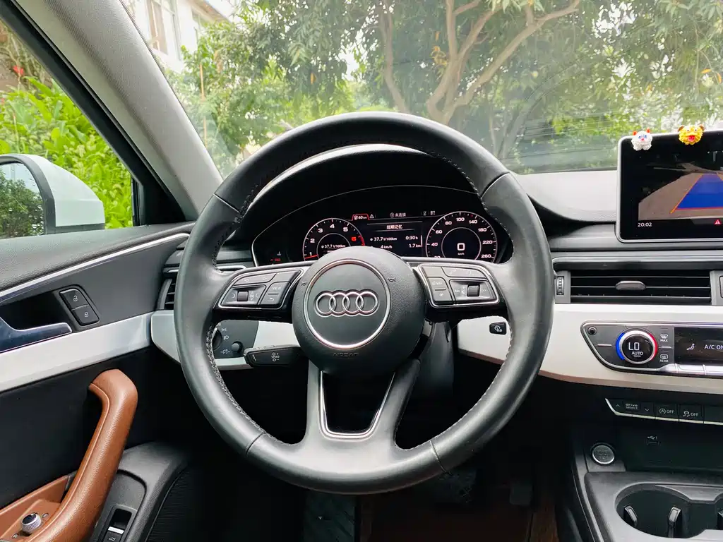 Audi A4L 2018 — фото 15
