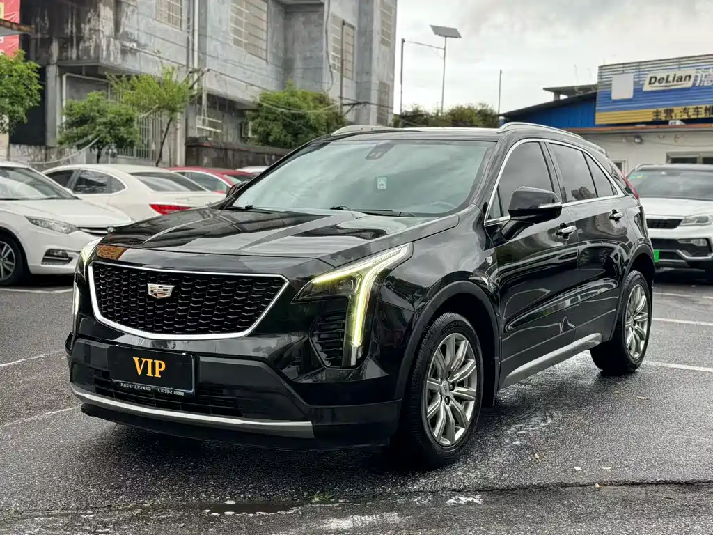 Cadillac XT4 2020 — фото 1