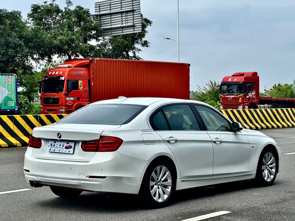 BMW 3 Series 2013 — фото 9