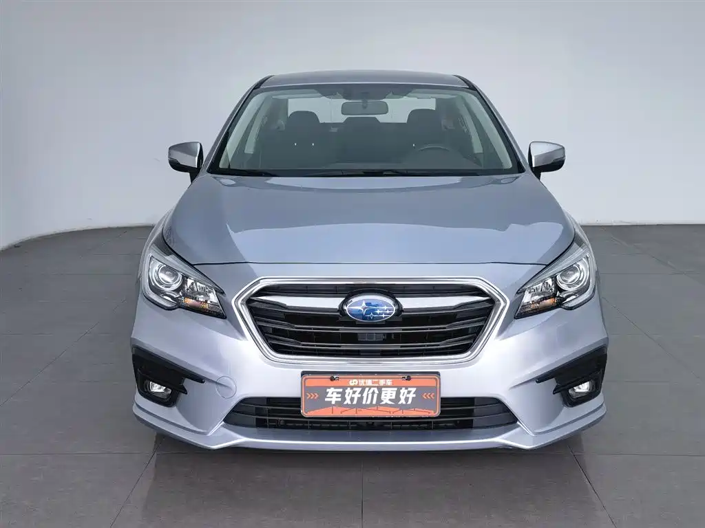Subaru Legacy 2020 — фото 3