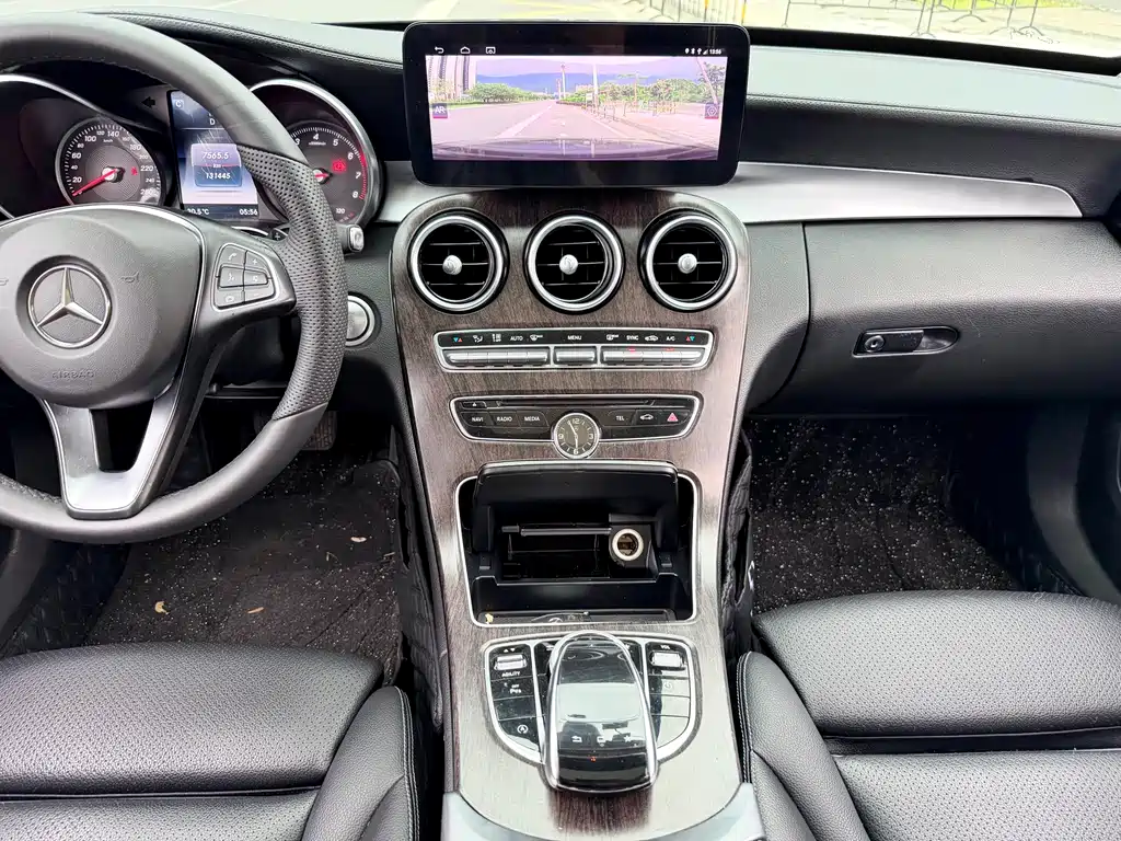 Mercedes-Benz C-Class 2015 — фото 10
