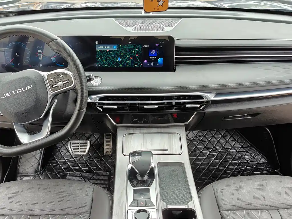 Jetour X70 PLUS 2023 — фото 12