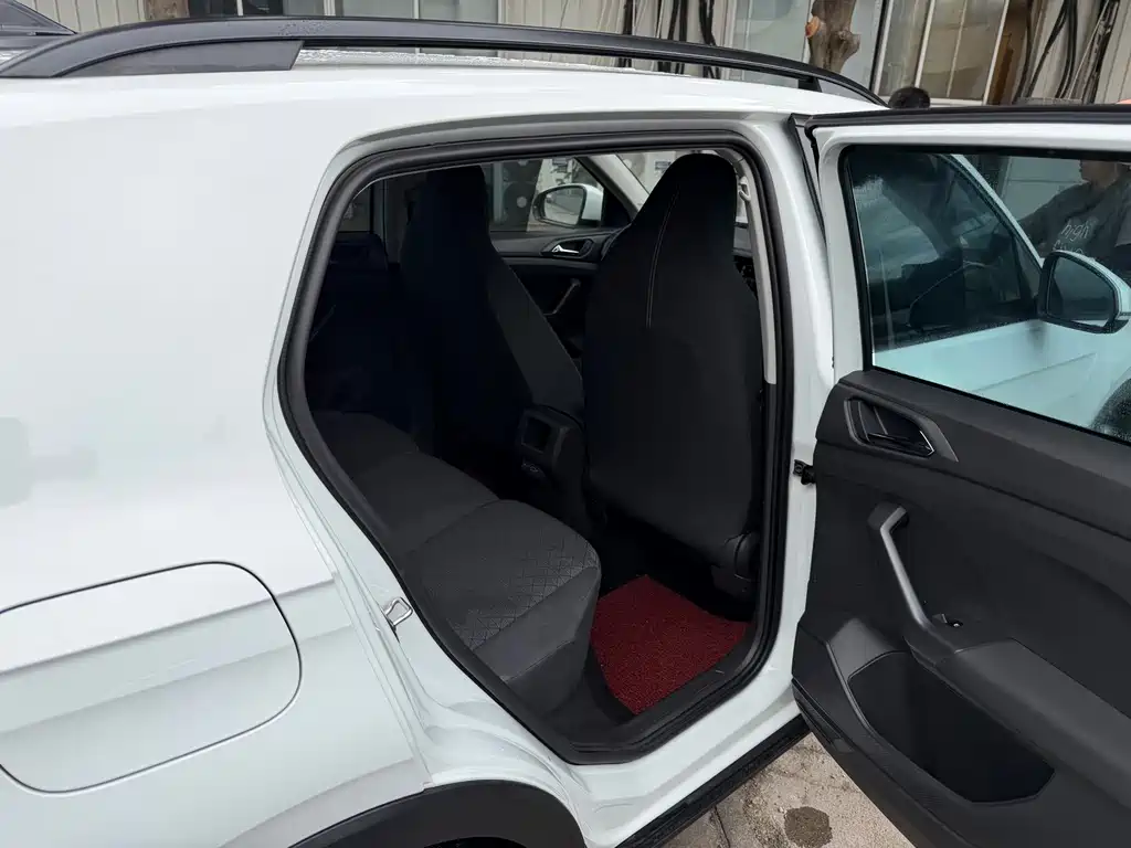Volkswagen T-Cross 2025