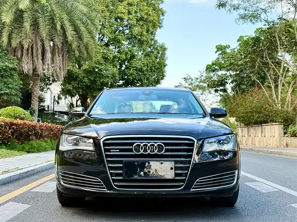 Audi A8 2013