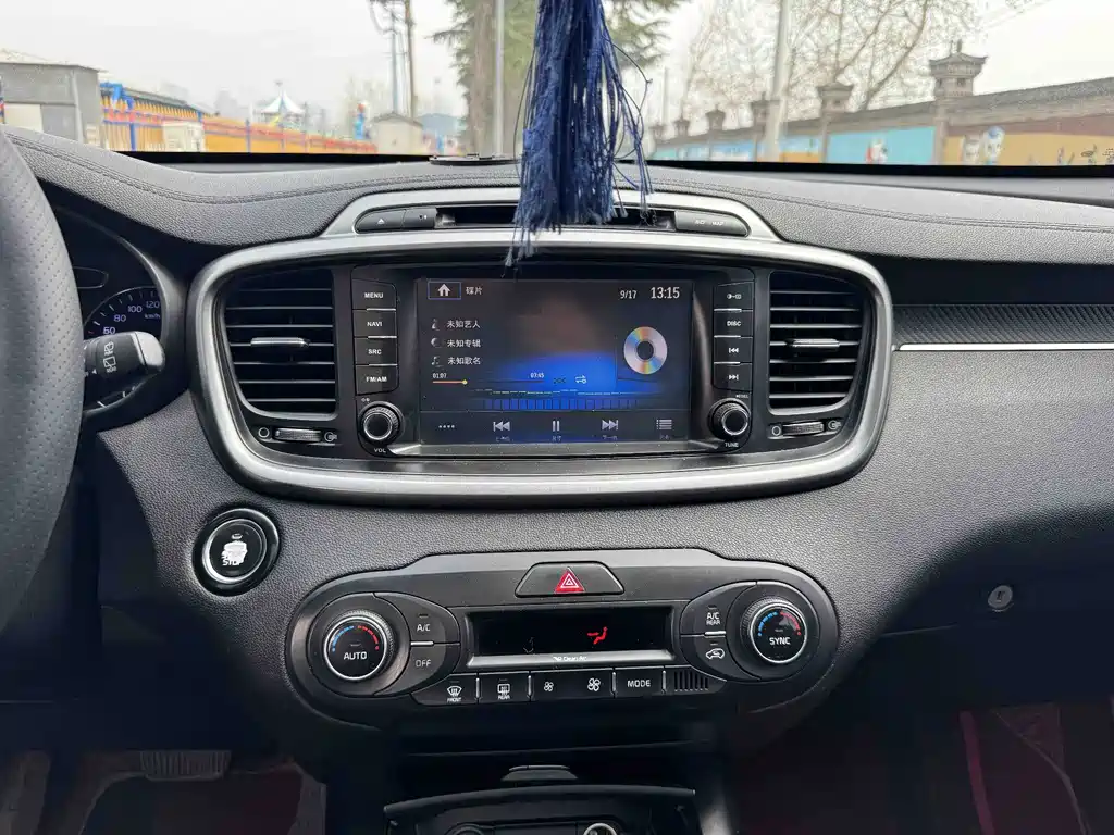 Kia Sorento 2016 — фото 10