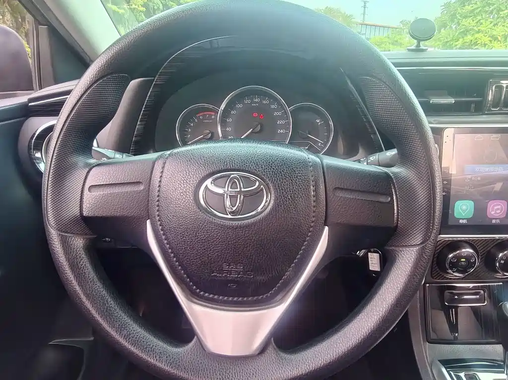 Toyota Corolla 2019 — фото 19