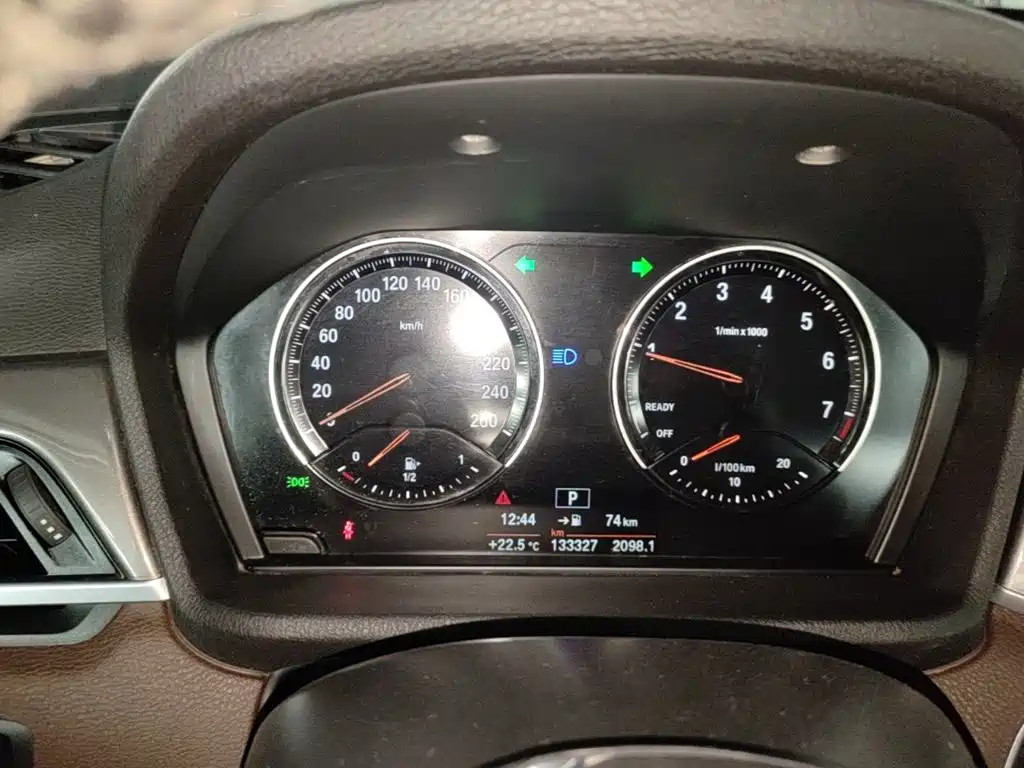 BMW X1 2018 — фото 12