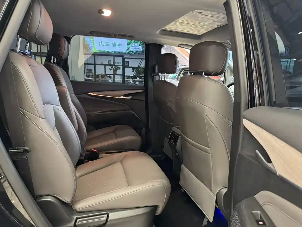 Maxus G50 Plug-In Hybrid 2026 — фото 11