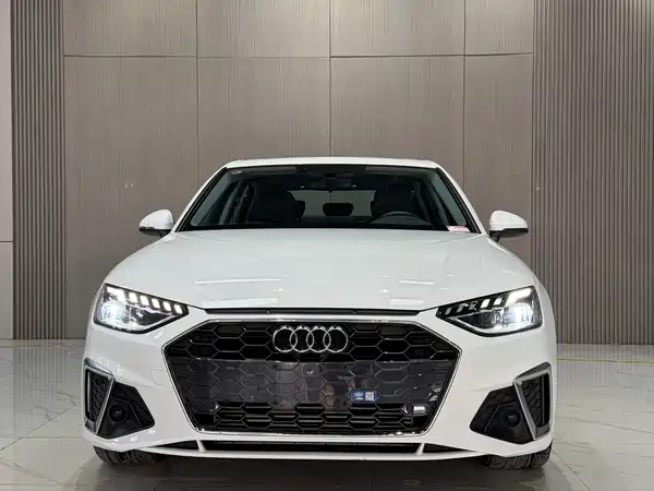 Audi A4L 2023
