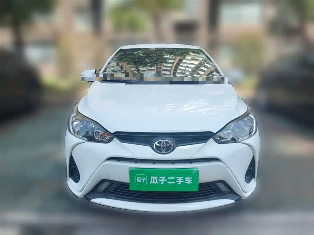 Toyota Yaris L 2019 — фото 24