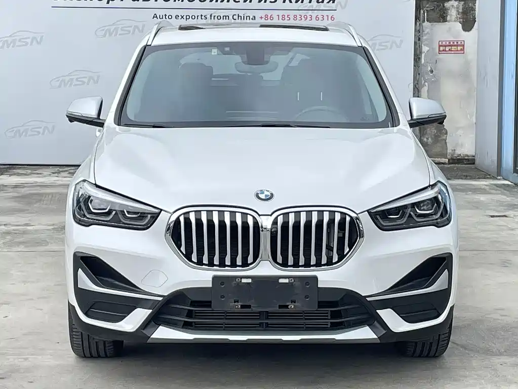 BMW X1 2022 — фото 2
