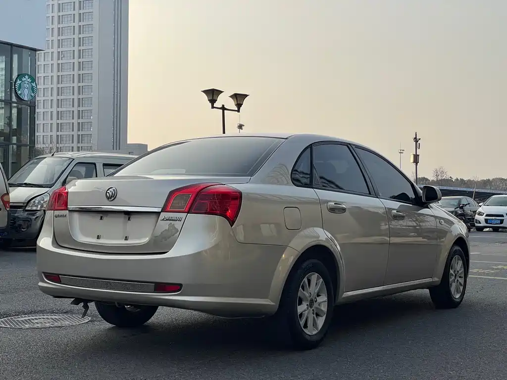 Buick Excelle 2014 — фото 13