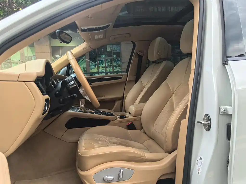Porsche Macan 2015 — фото 9