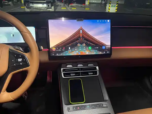 BYD Han L 2025
