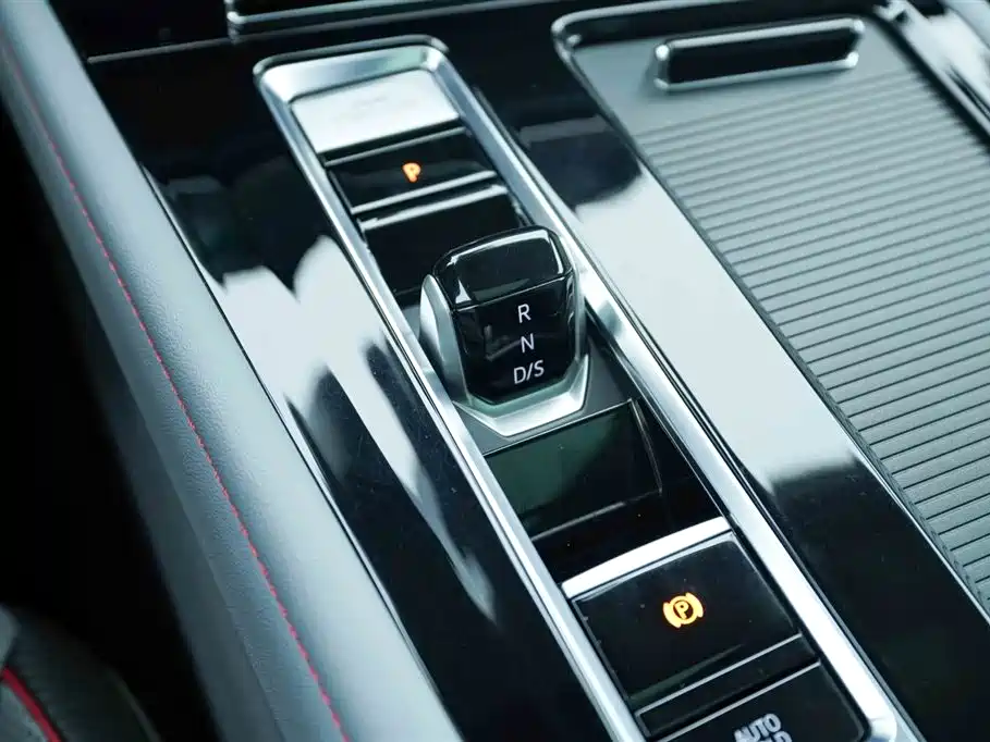 Volkswagen Teramont 2023 — фото 9