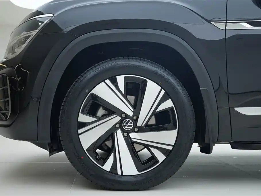 Volkswagen Teramont 2023 — фото 15