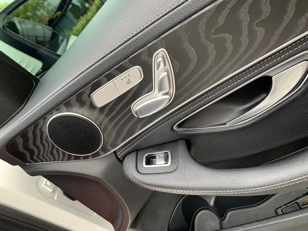 Mercedes-Benz C-Class 2019 — фото 15