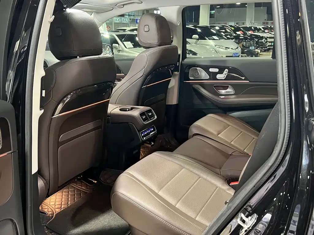 Mercedes-Benz GLS 2024 — фото 21