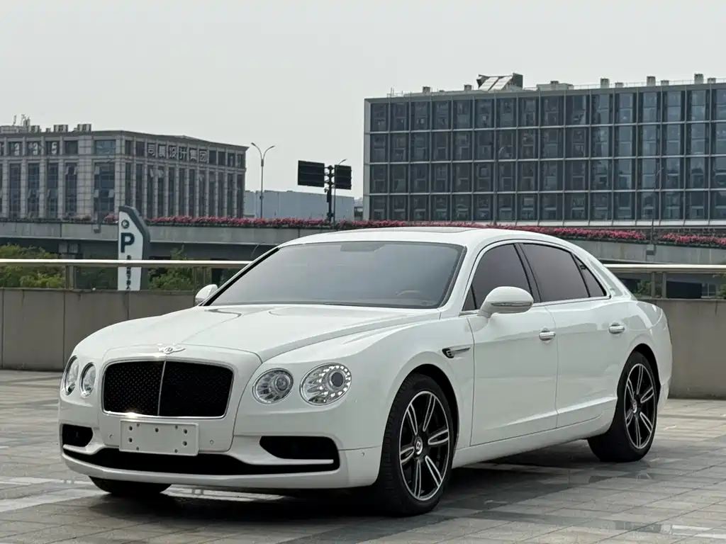 Bentley Flying Spur 2019 — фото 1