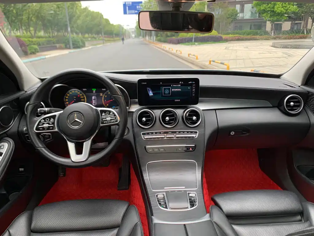 Mercedes-Benz C-Class 2019 — фото 11