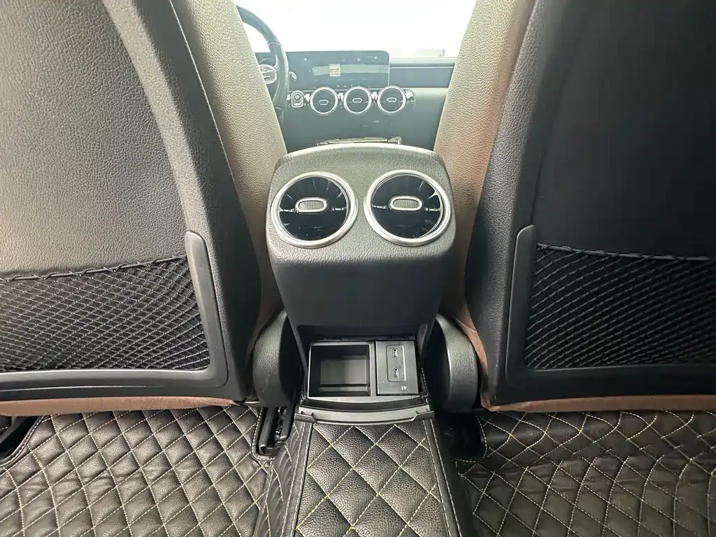 Mercedes-Benz A-Class 2019 — фото 20