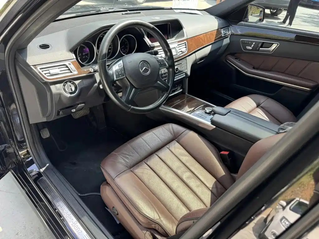 Mercedes-Benz E-Class 2015 — фото 8