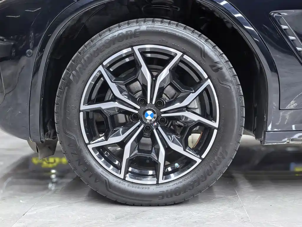 BMW X4 2022 — фото 32