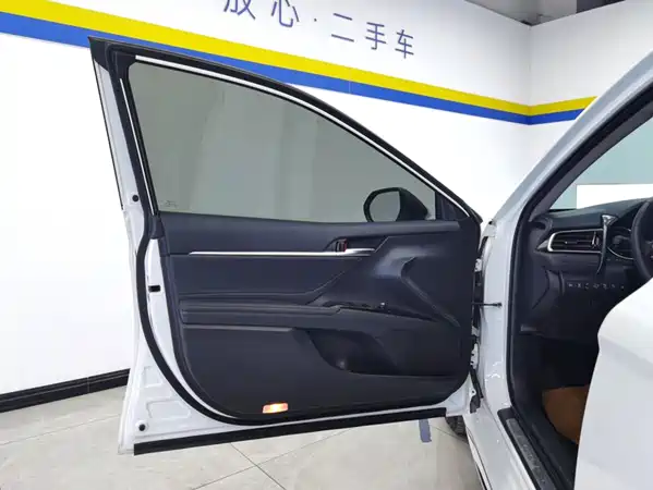Toyota Camry 2023