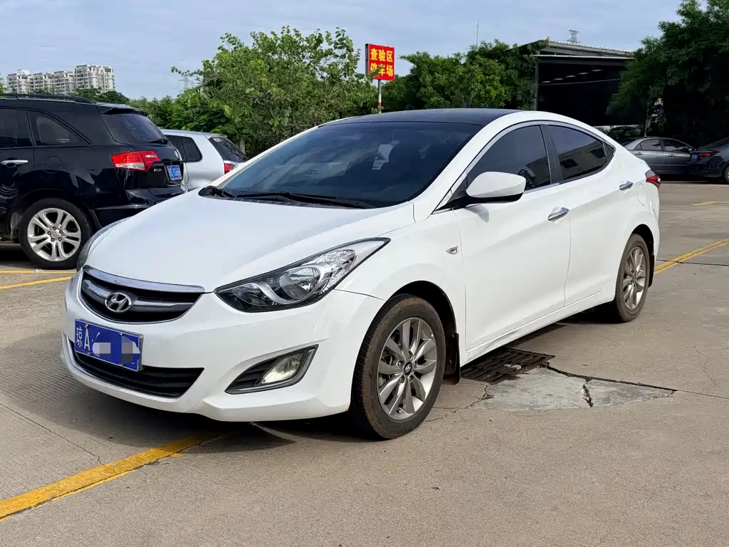 Hyundai Elantra Langdong 2016