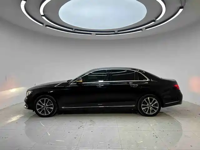 Mercedes-Benz E-Class 2020 — фото 7
