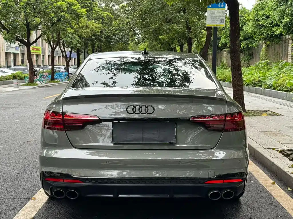 Audi S4 2024