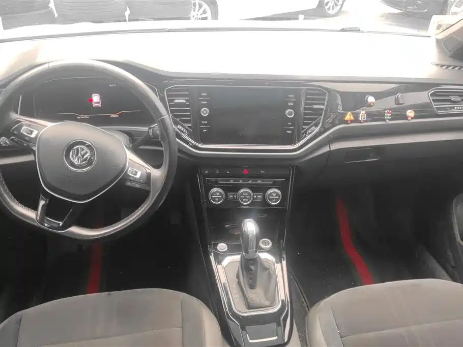 Volkswagen T-Roc 2020 — фото 12