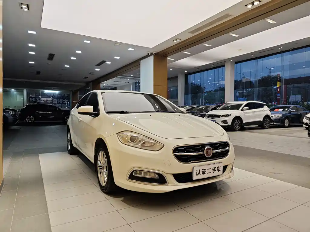 Fiat Viaggio 2016 — фото 4