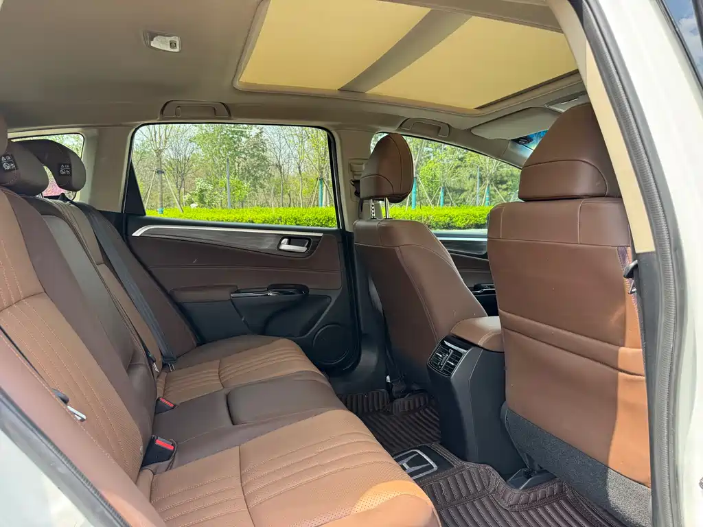 Honda Jade 2018 — фото 20