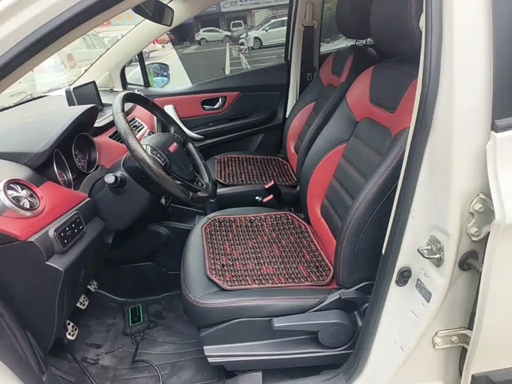 Haval H1 2015 — фото 15