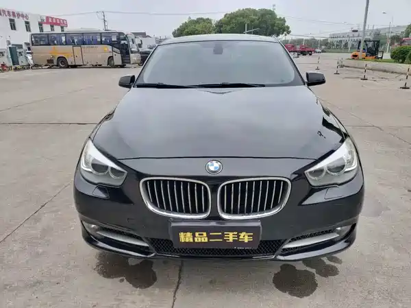 BMW 5 Series GT 2011