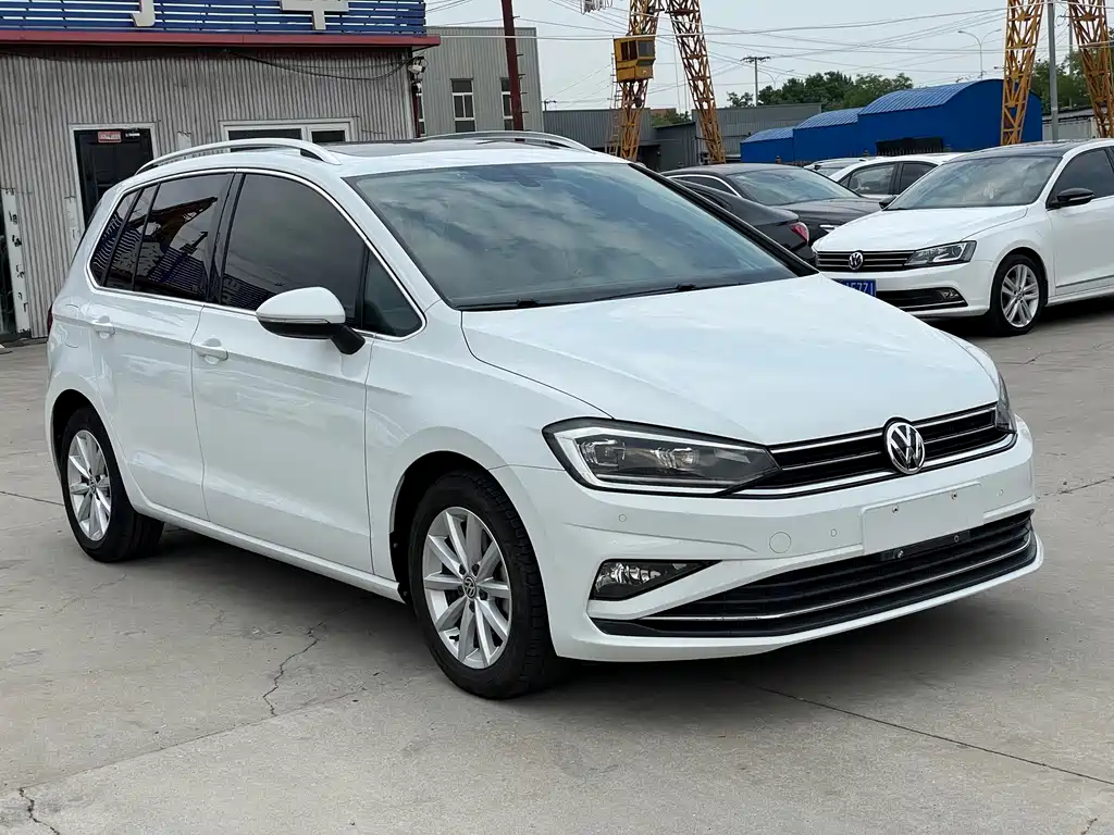 Volkswagen Golf Sportsvan 2020 — фото 3
