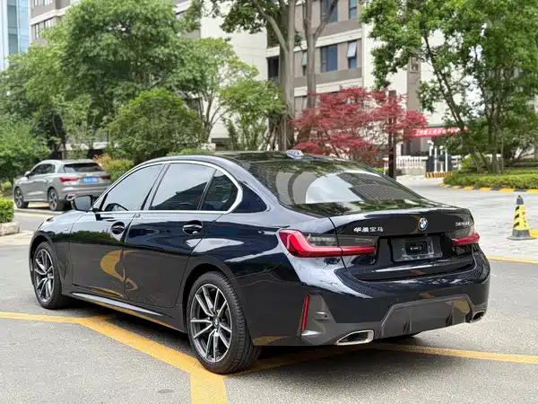 BMW 3 Series 2024
