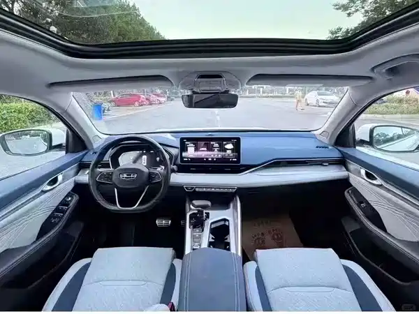 Geely Xingrui 2021