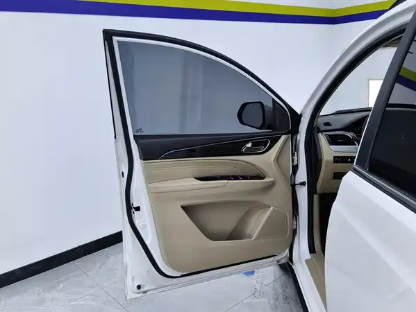 Baojun 730 2017