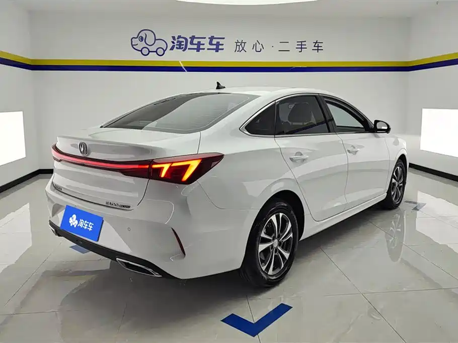 Changan Eado 2025 — фото 3
