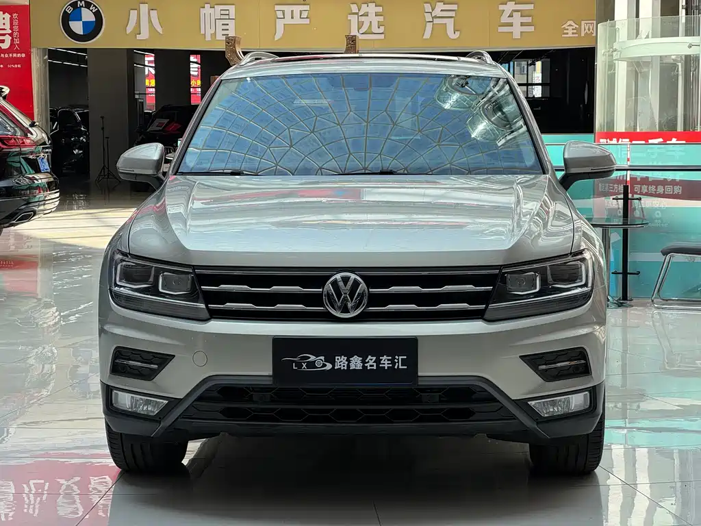 Volkswagen Tiguan L 2019 — фото 2