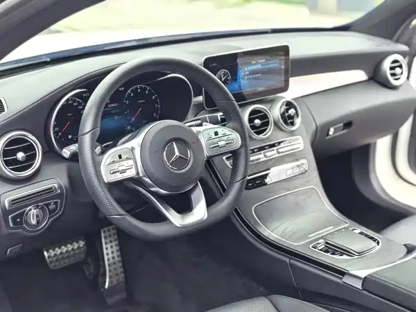 Mercedes-Benz C-Class 2019