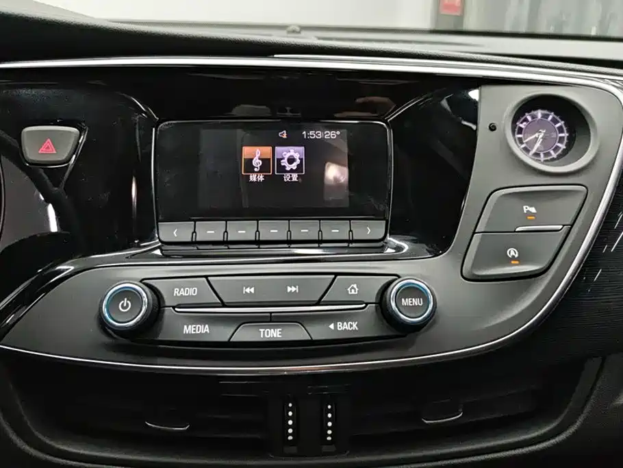 Buick Envision Plus 2016 — фото 13