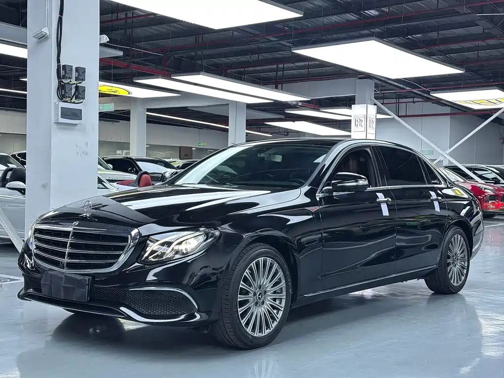 Mercedes-Benz E-Class 2019 — фото 1